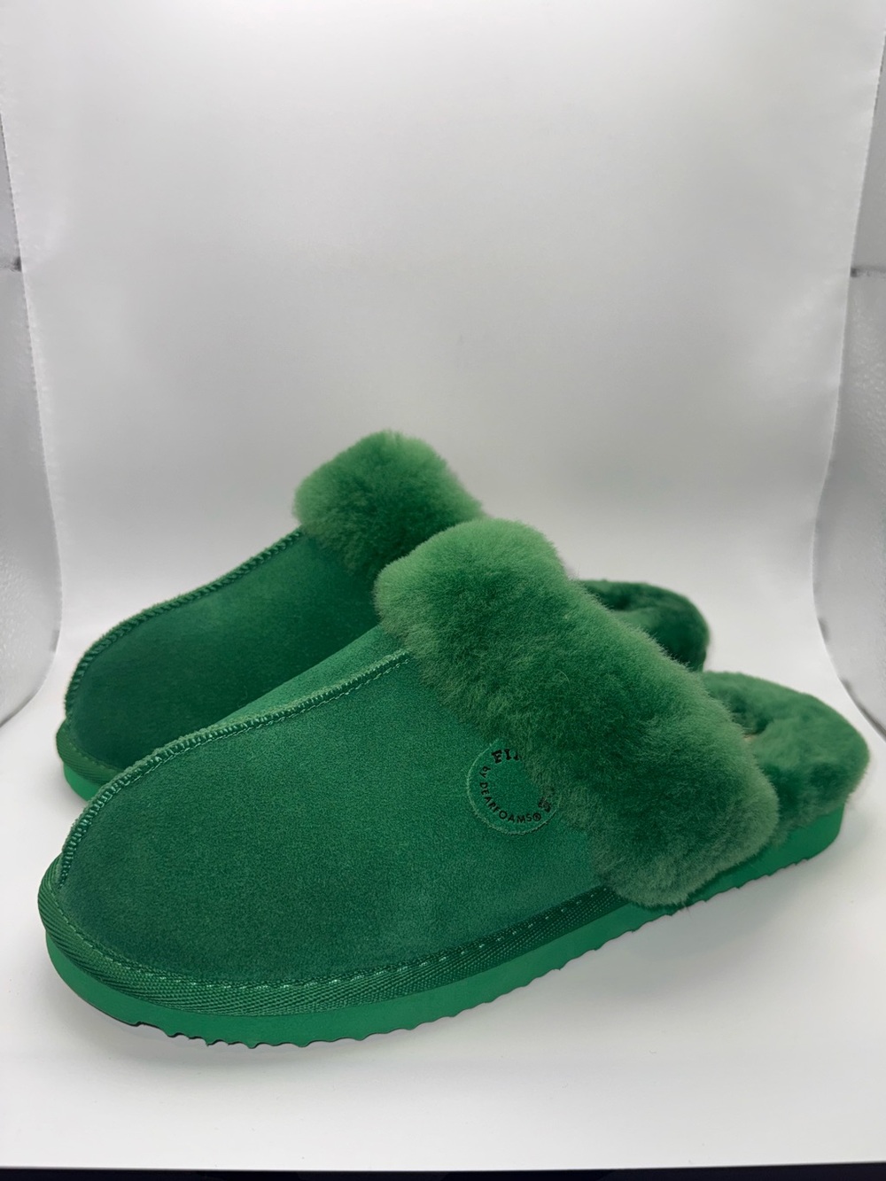 Fireside by Dearforms Plush Green Shearling Clog Slippers. Size 9